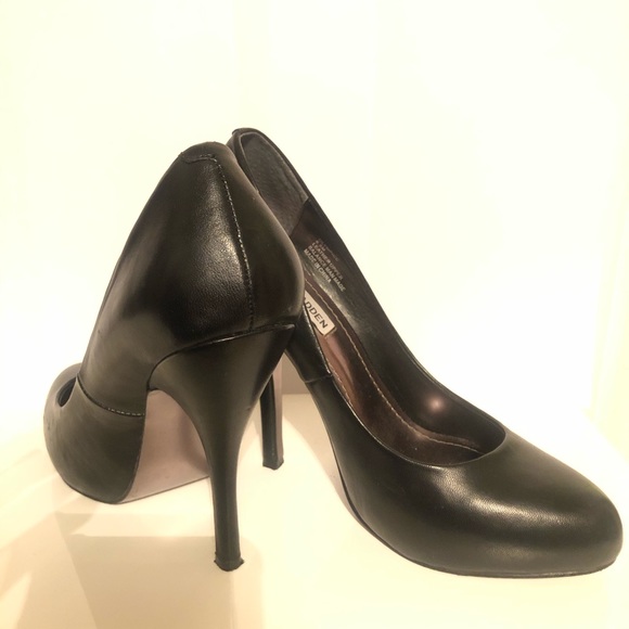 Steve Madden Black Pumps Heels - Picture 4 of 4